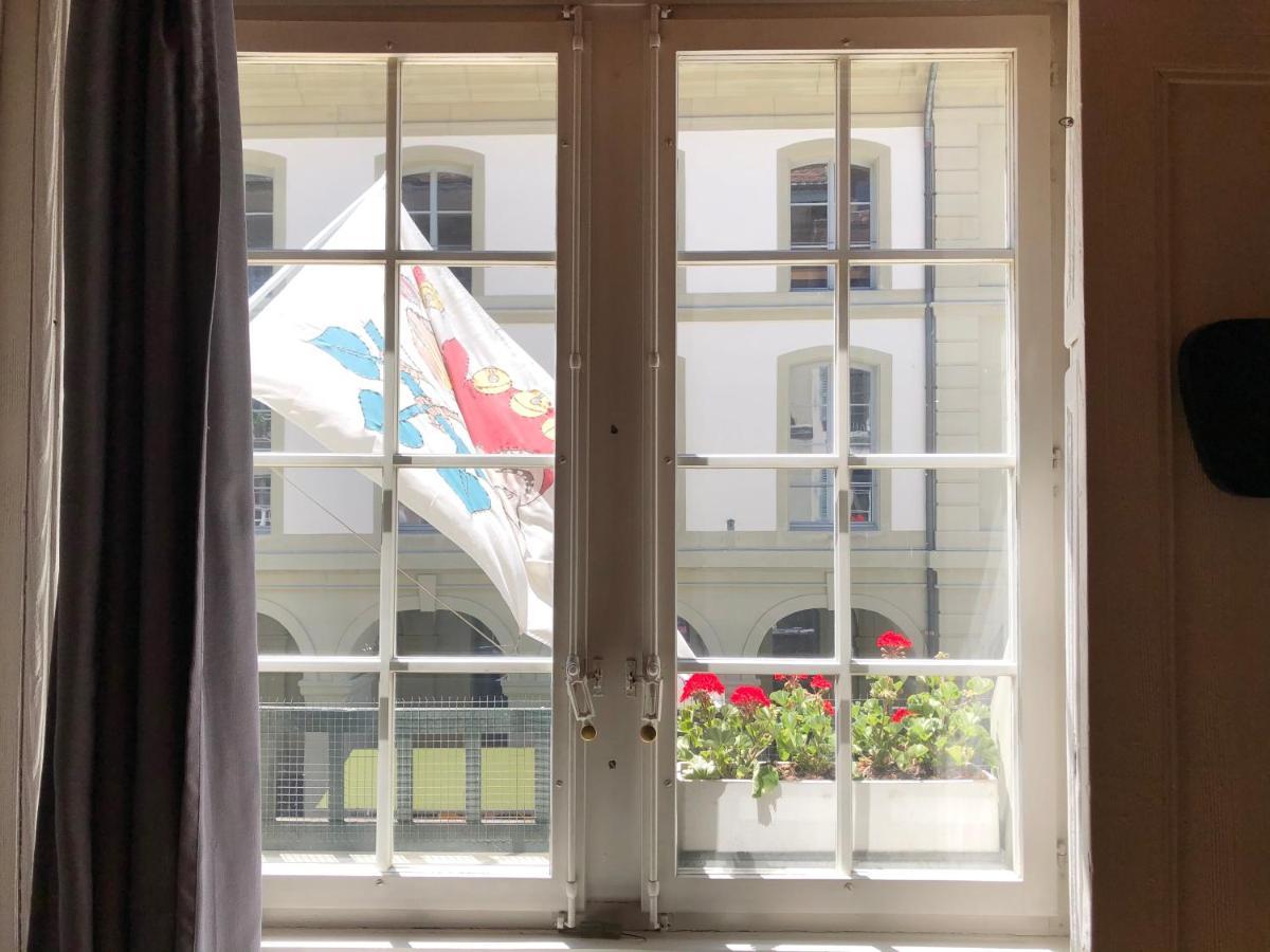 Historical Flat, By Zytglogge - 1St Floor Apartamento Berna Exterior foto